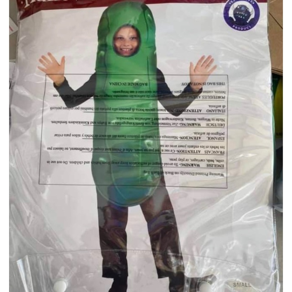 Pickle costume - Picture 2 of 2